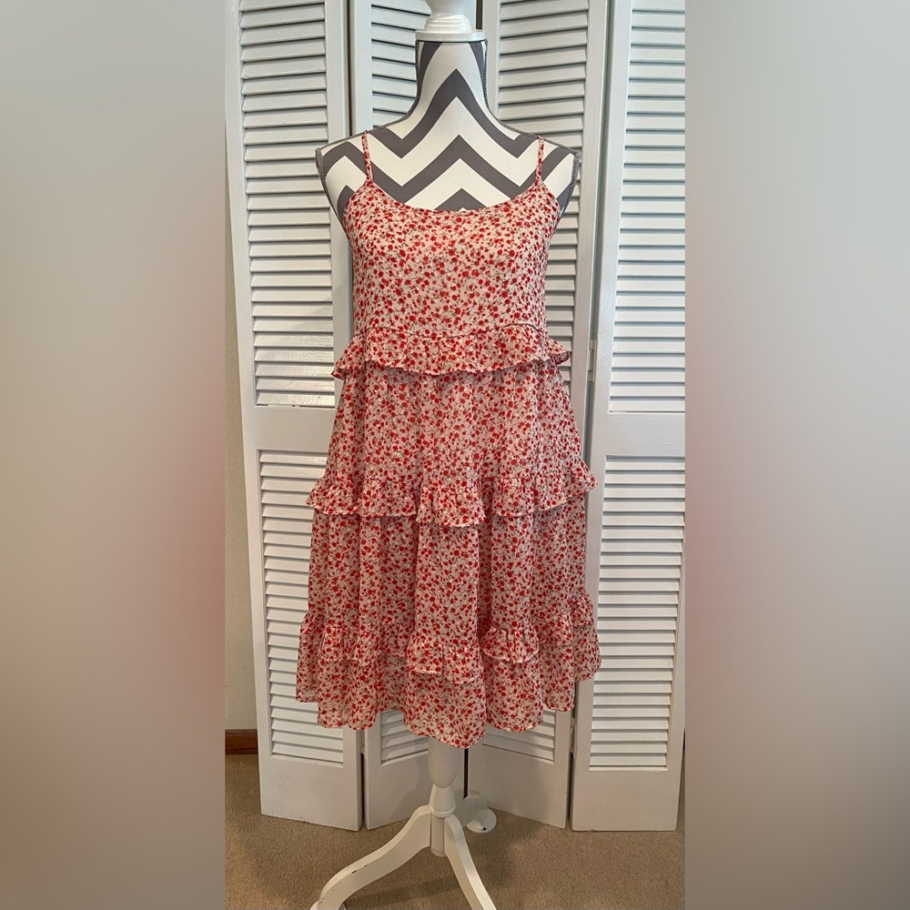 NEW - Hem & Thread Red Floral Tiered Babydoll Dress - Size: Medium